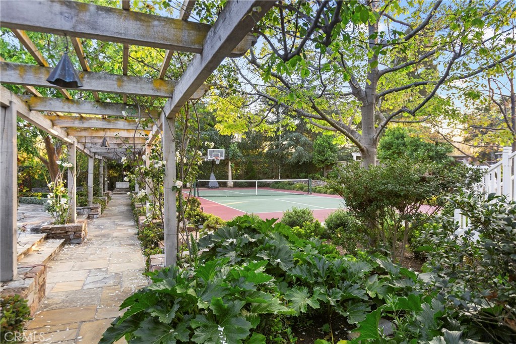 31922 Paseo Monte Vista