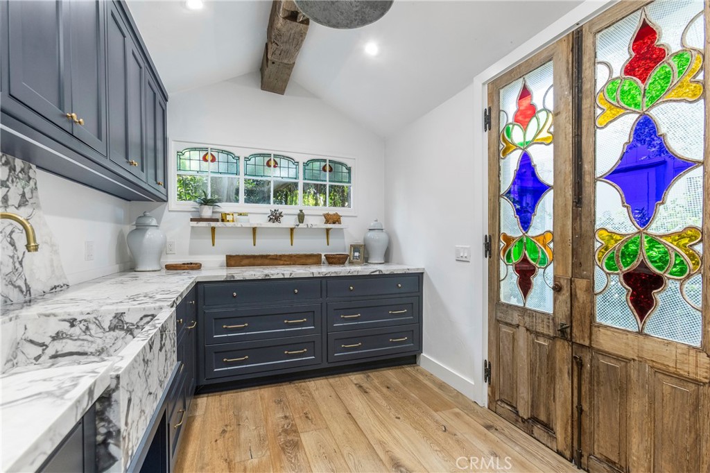 31922 Paseo Monte Vista