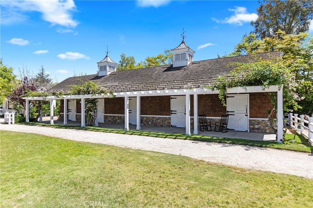 31922 Paseo Monte Vista