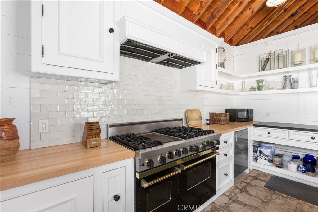 31922 Paseo Monte Vista