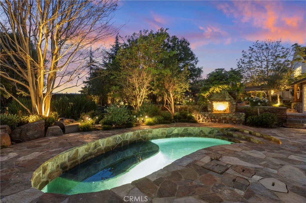 31922 Paseo Monte Vista