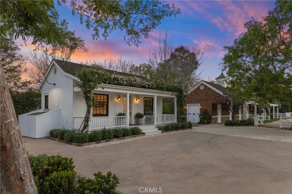 31922 Paseo Monte Vista