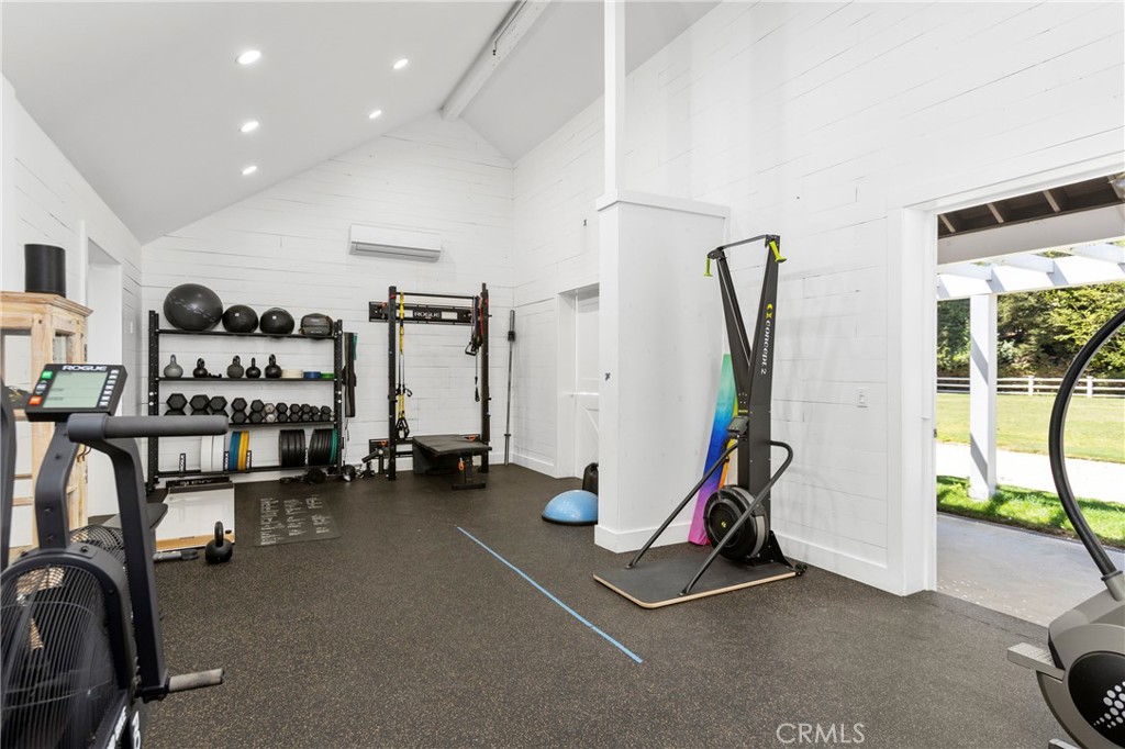 31922 Paseo Monte Vista