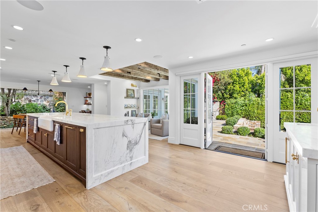 31922 Paseo Monte Vista