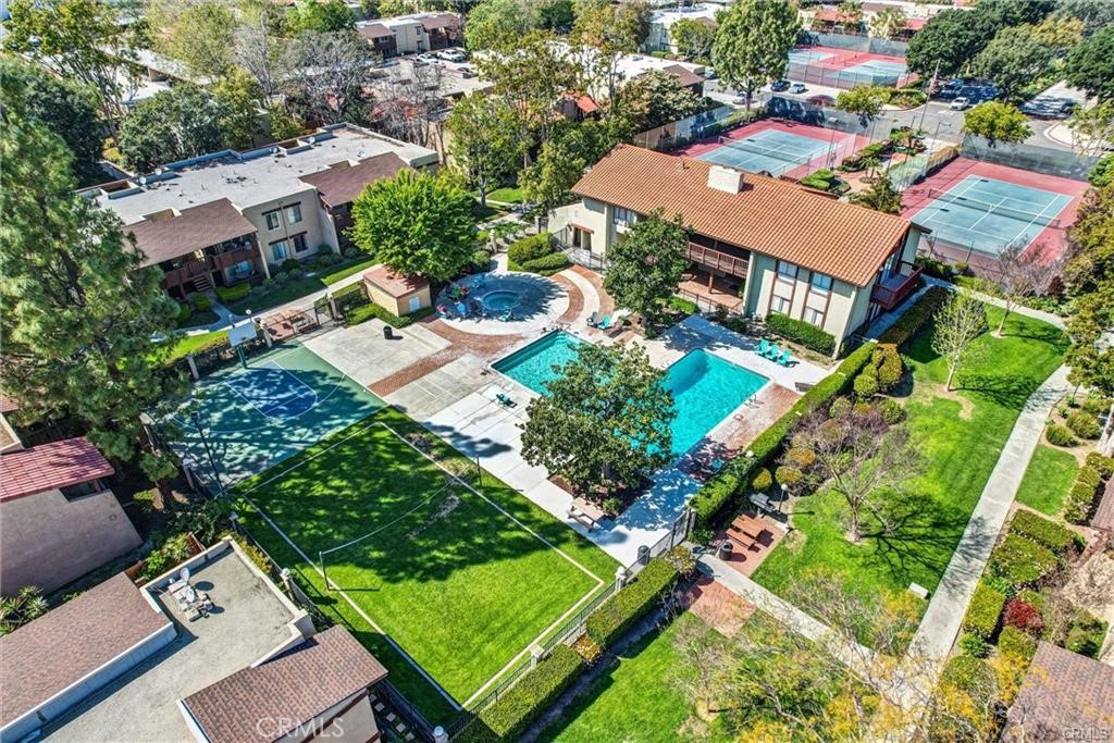 1010 W Macarthur Boulevard 118