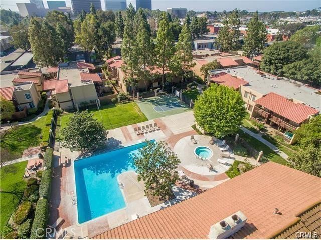 1010 W Macarthur Boulevard 118