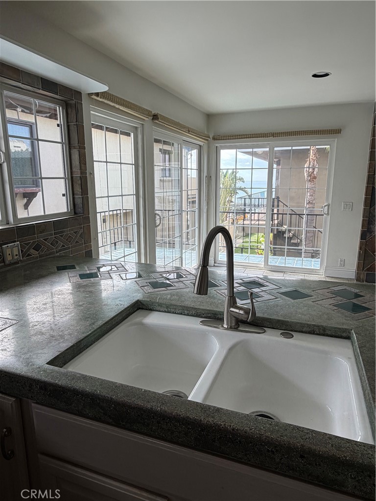 24322 Santa Clara 3