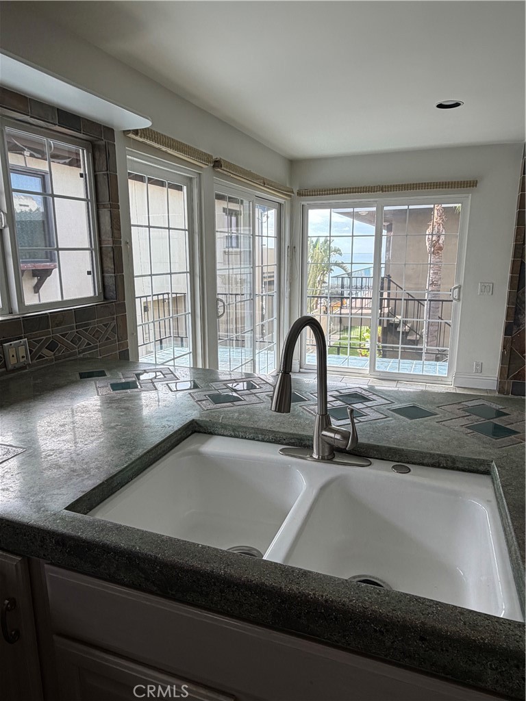 24322 Santa Clara 3