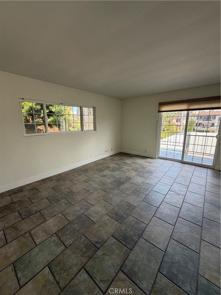 24322 Santa Clara 3
