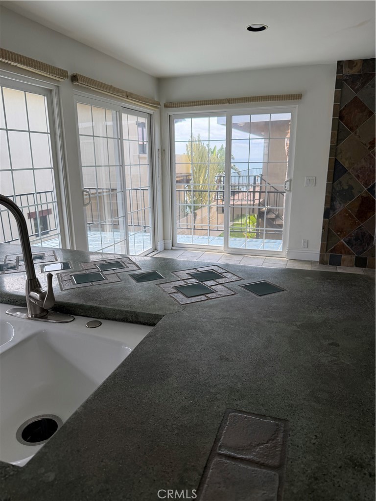 24322 Santa Clara 3