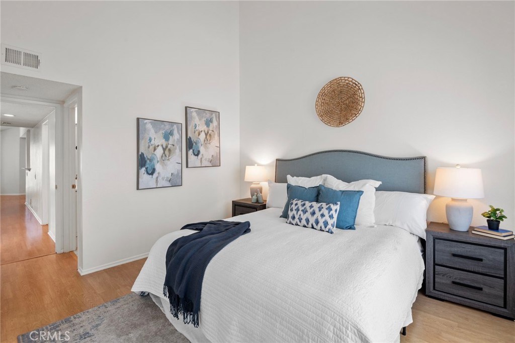 305 Coral Reef 4