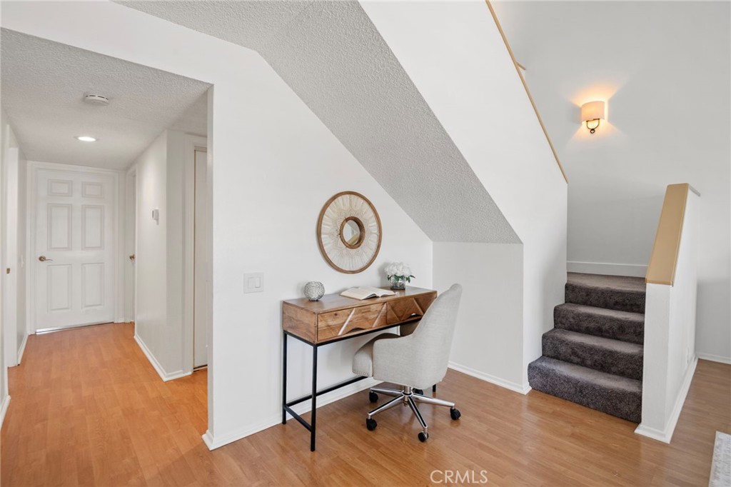 305 Coral Reef 4