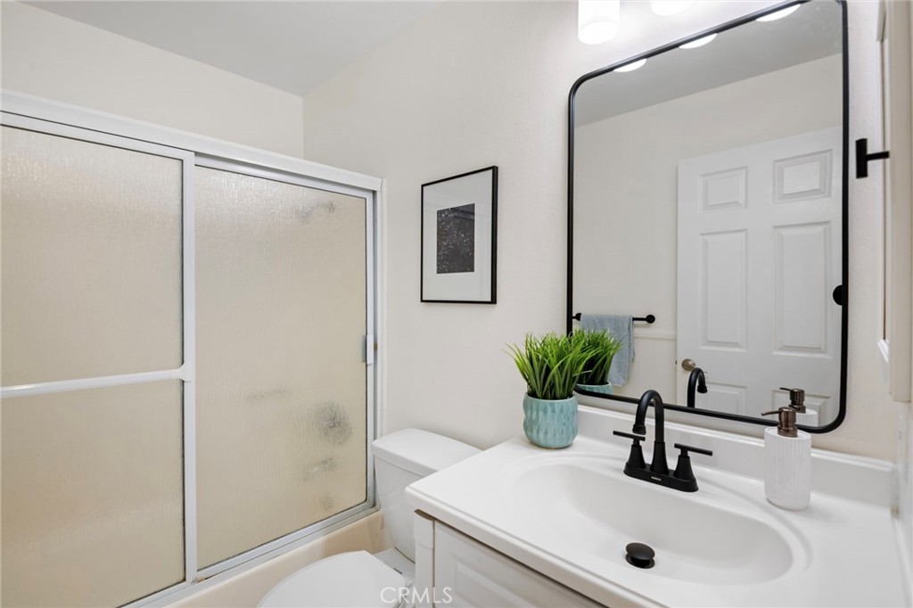 305 Coral Reef 4