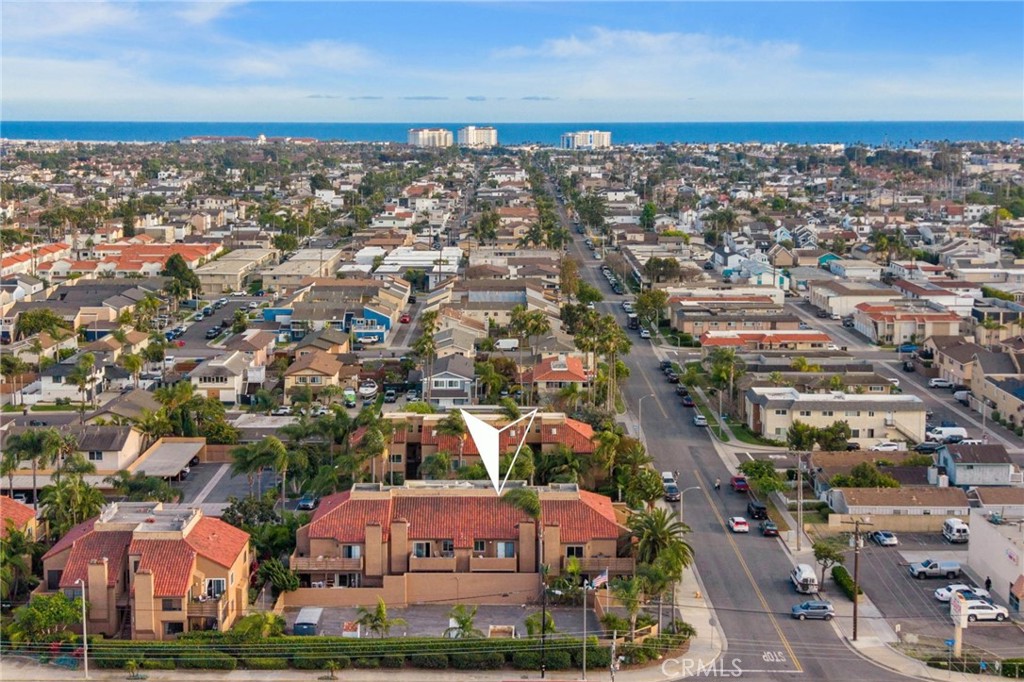 305 Coral Reef 4