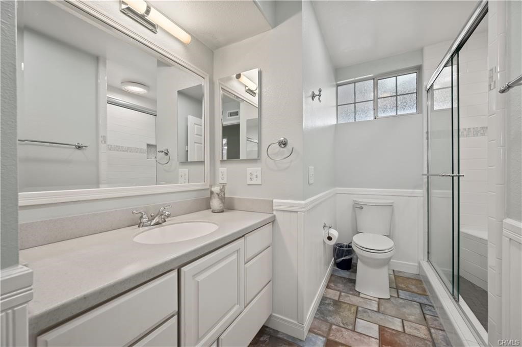 3080 W Glen Holly