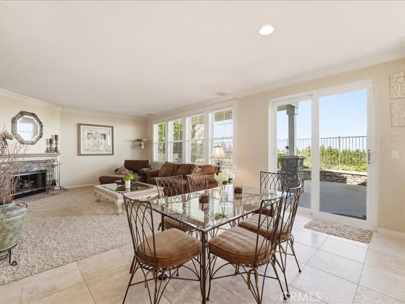 30 Groveside