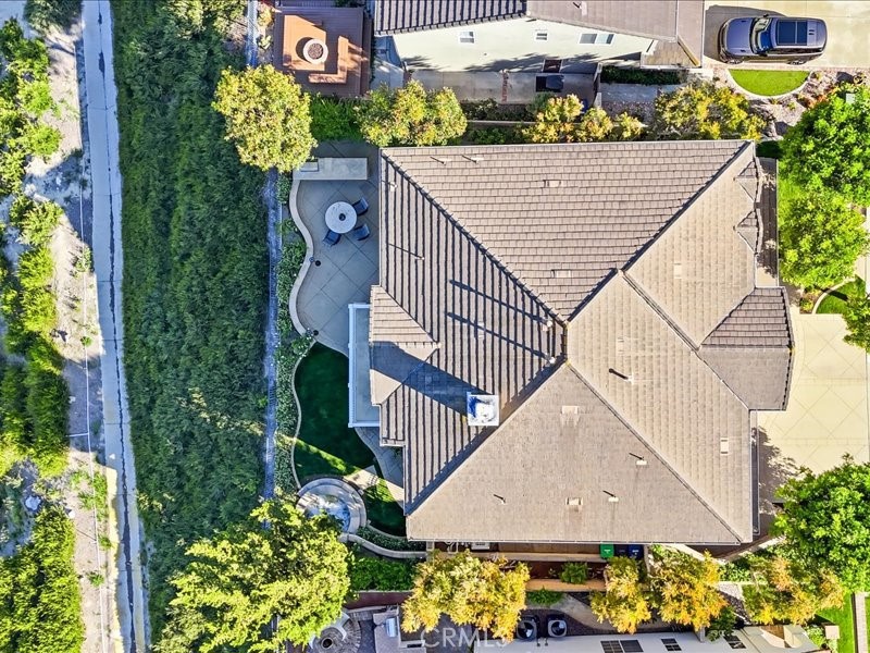 30 Groveside