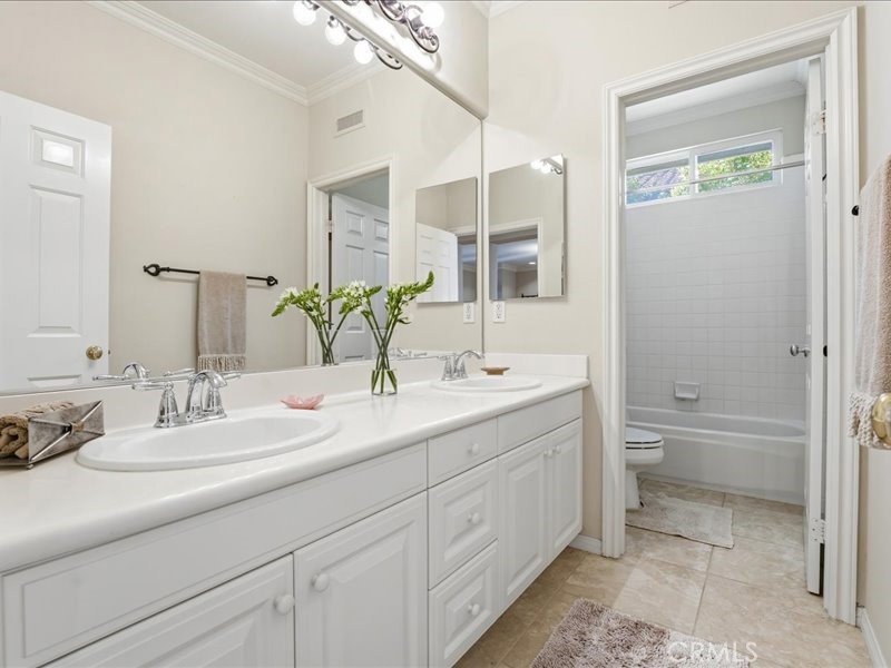 30 Groveside