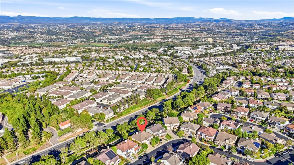 30 Groveside