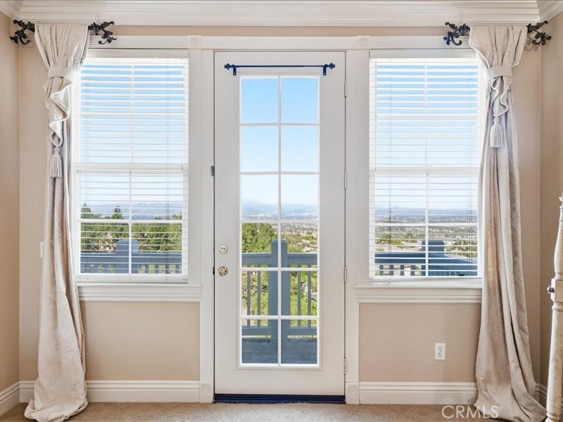 30 Groveside