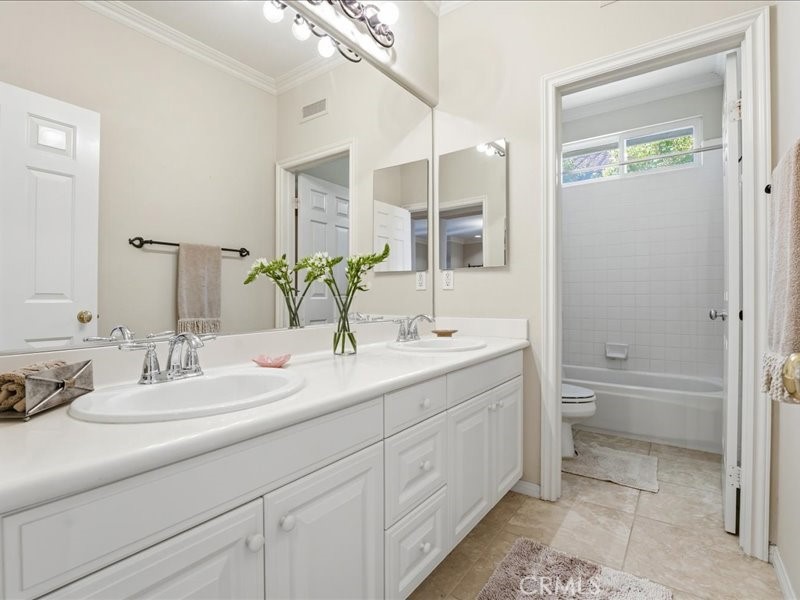 30 Groveside