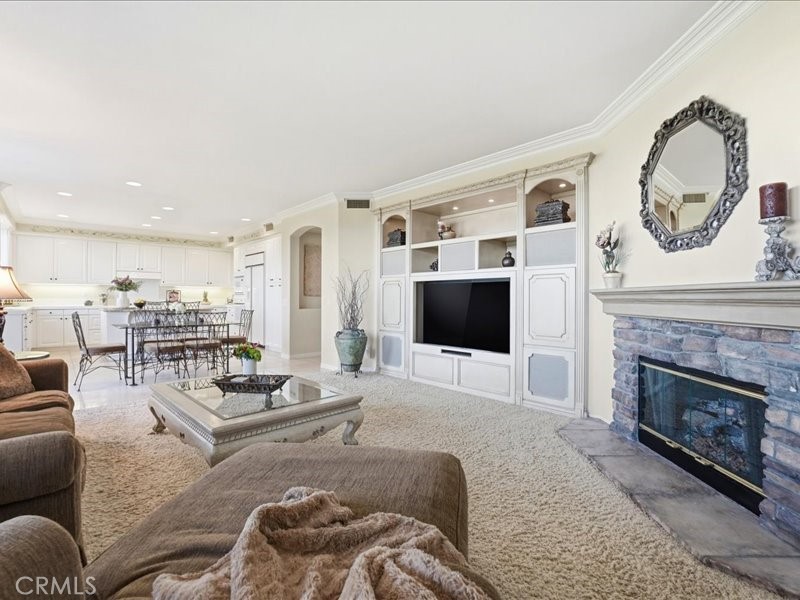 30 Groveside