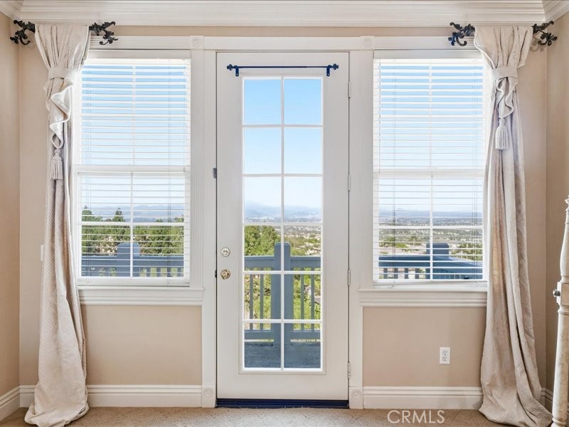 30 Groveside