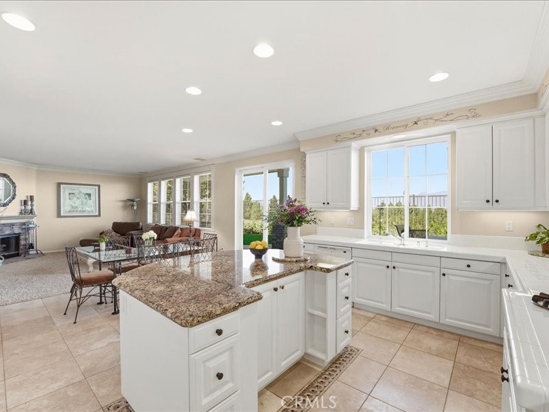 30 Groveside