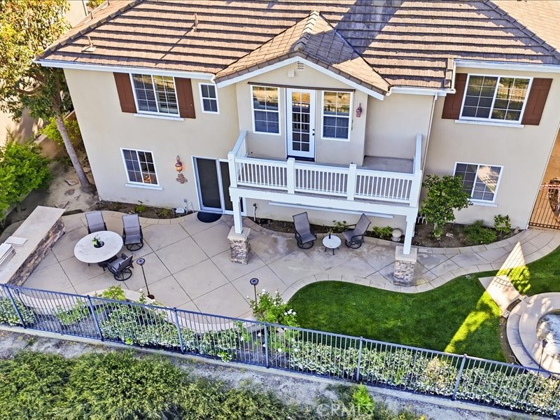 30 Groveside