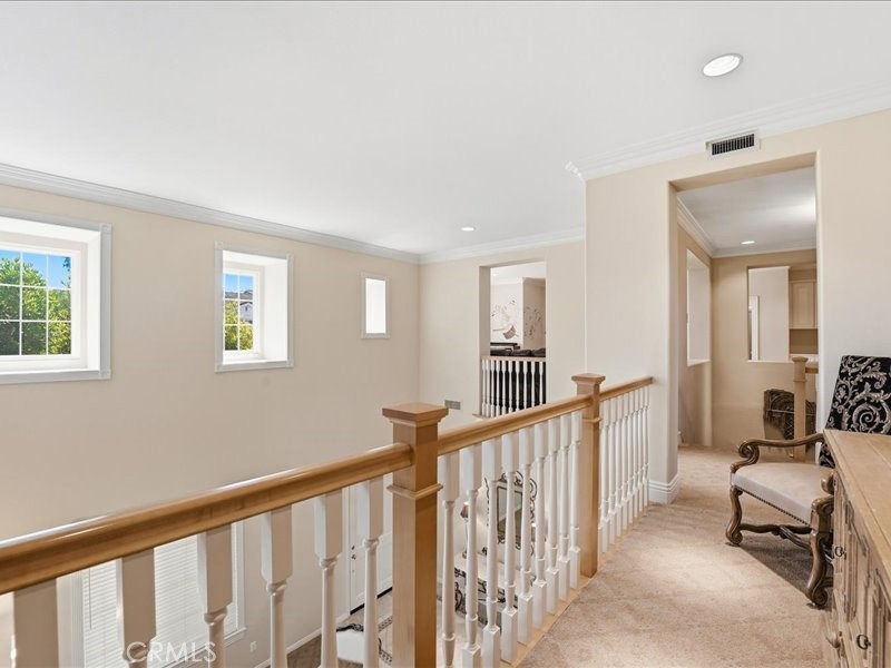 30 Groveside