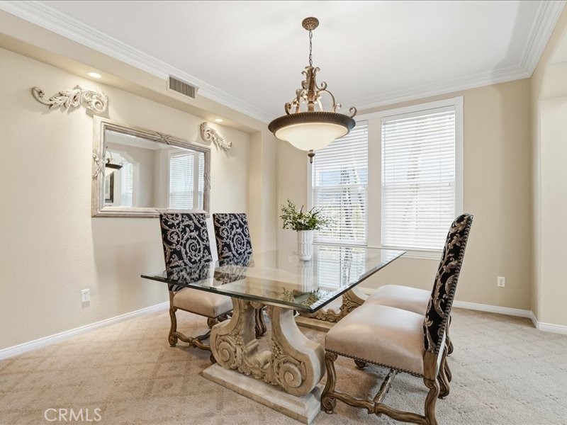 30 Groveside
