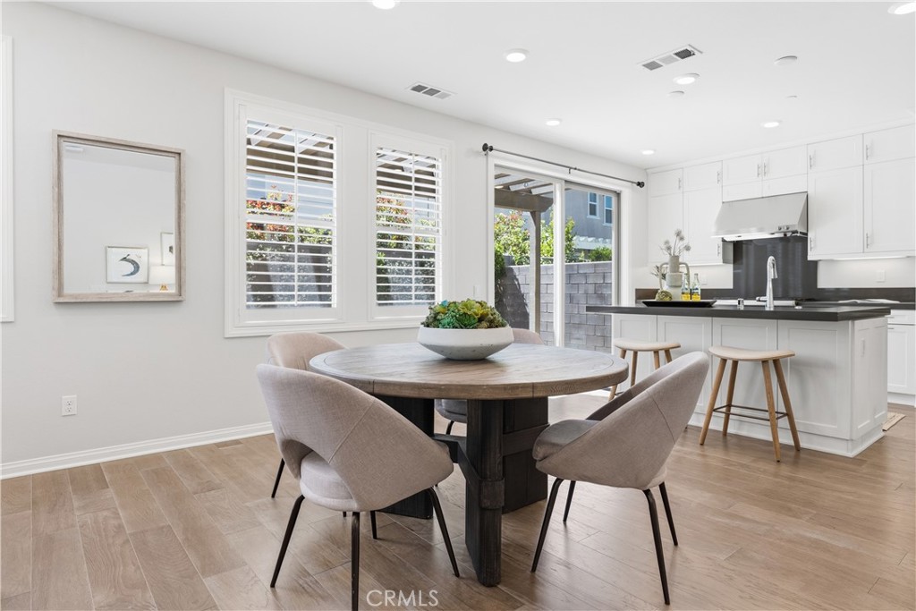 10 Pascuas Place