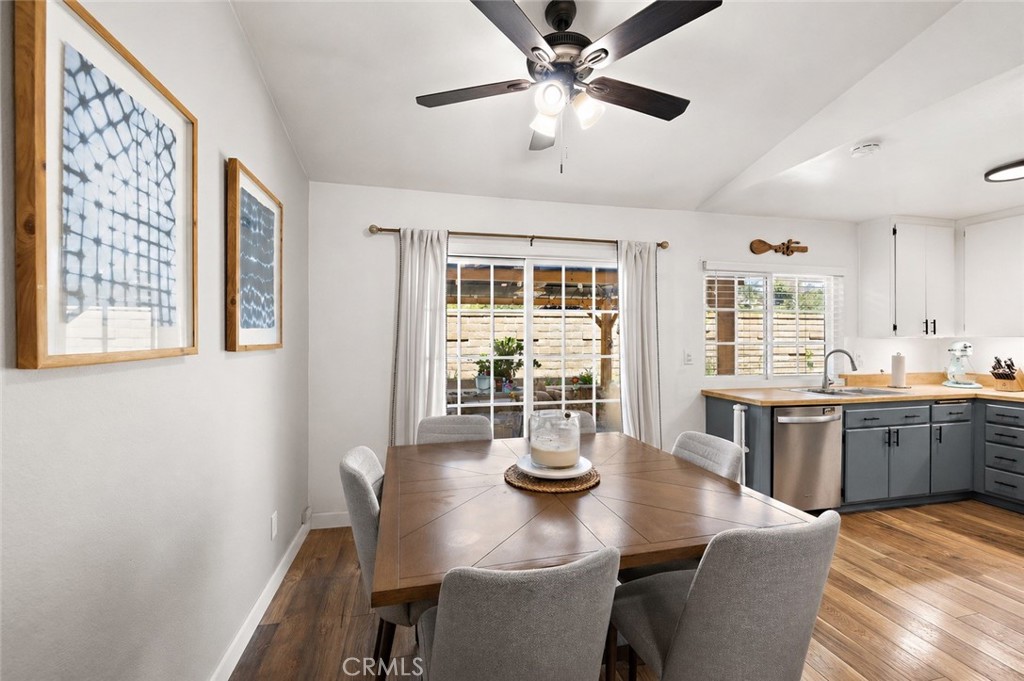 21155 Larchmont