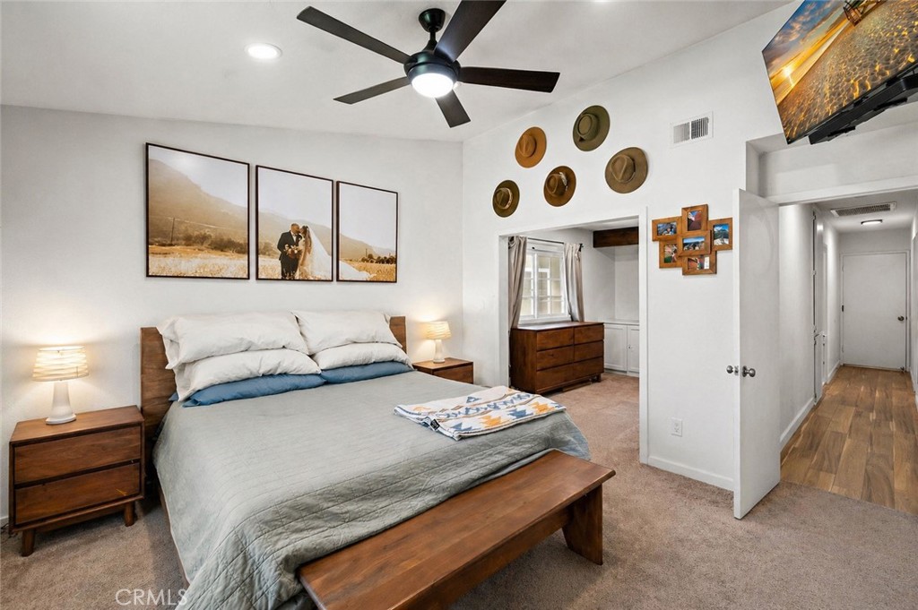 21155 Larchmont