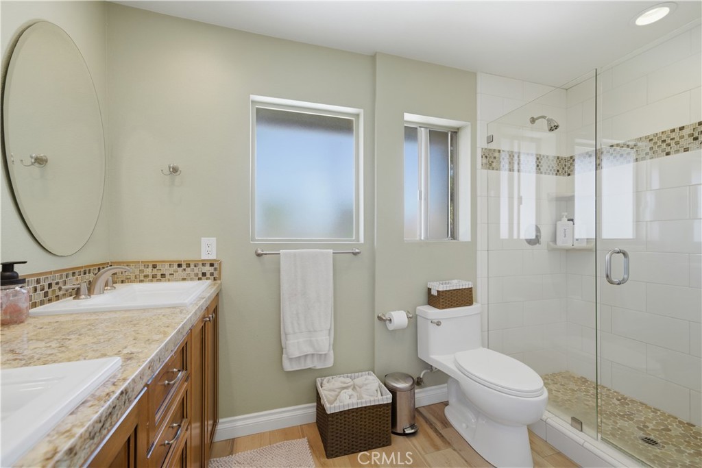 5213 Goldenridge Court