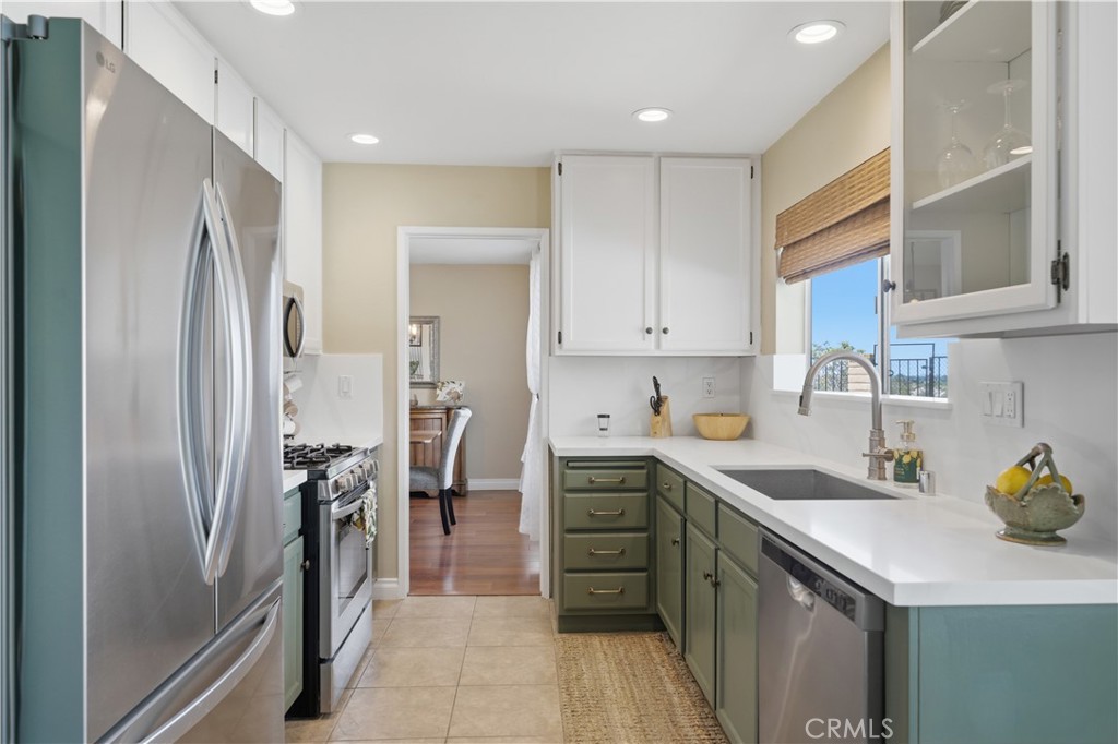 5213 Goldenridge Court