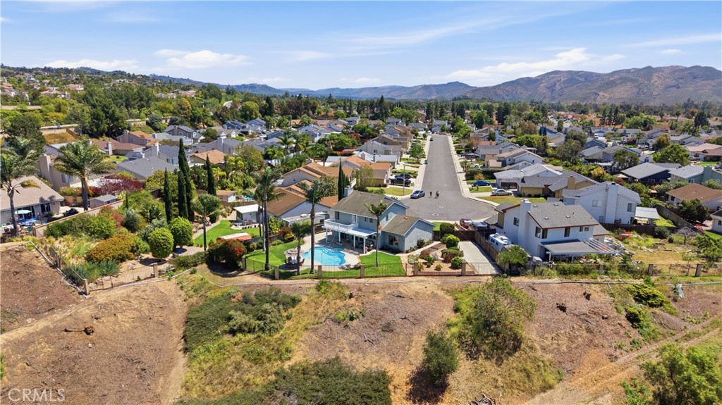 5213 Goldenridge Court