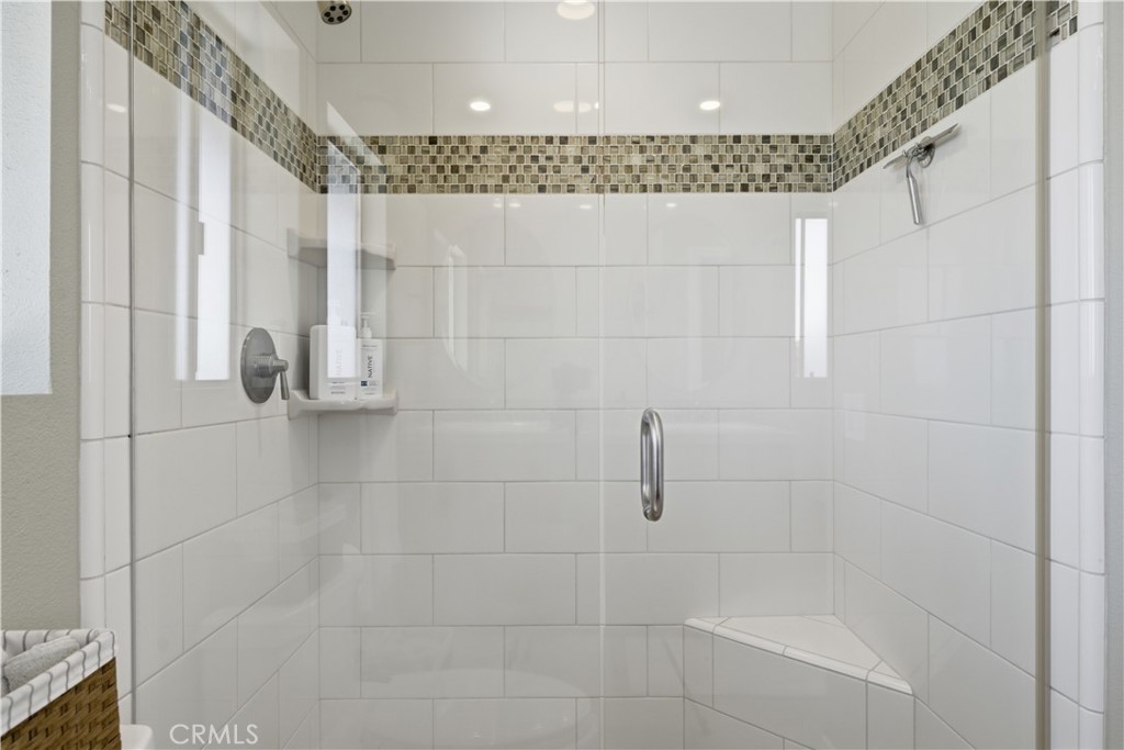5213 Goldenridge Court