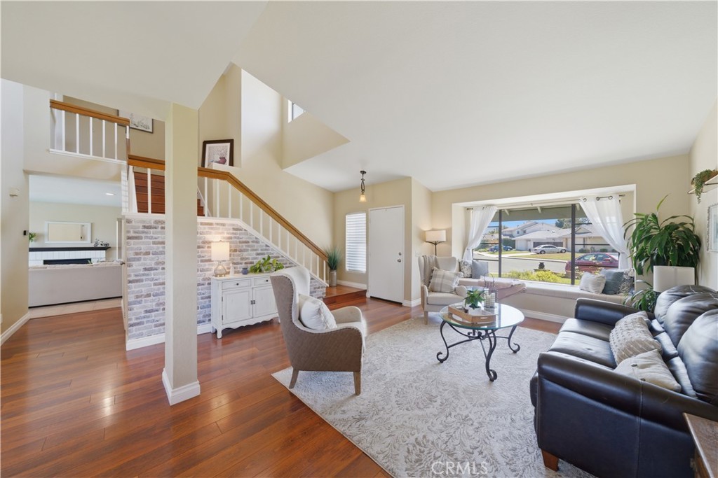 5213 Goldenridge Court