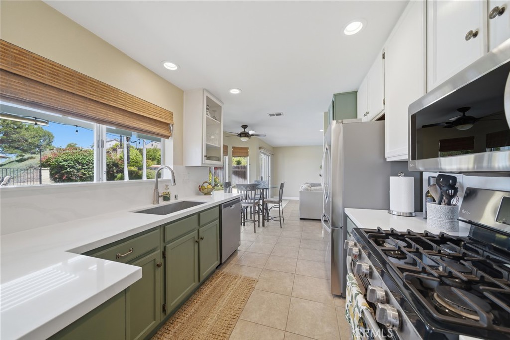 5213 Goldenridge Court