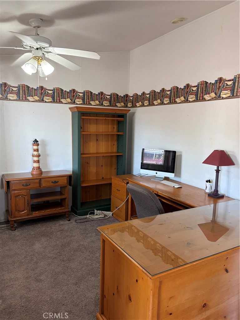 7051 Ellis 10