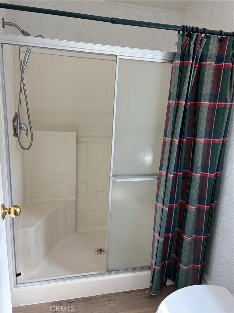 7051 Ellis 10