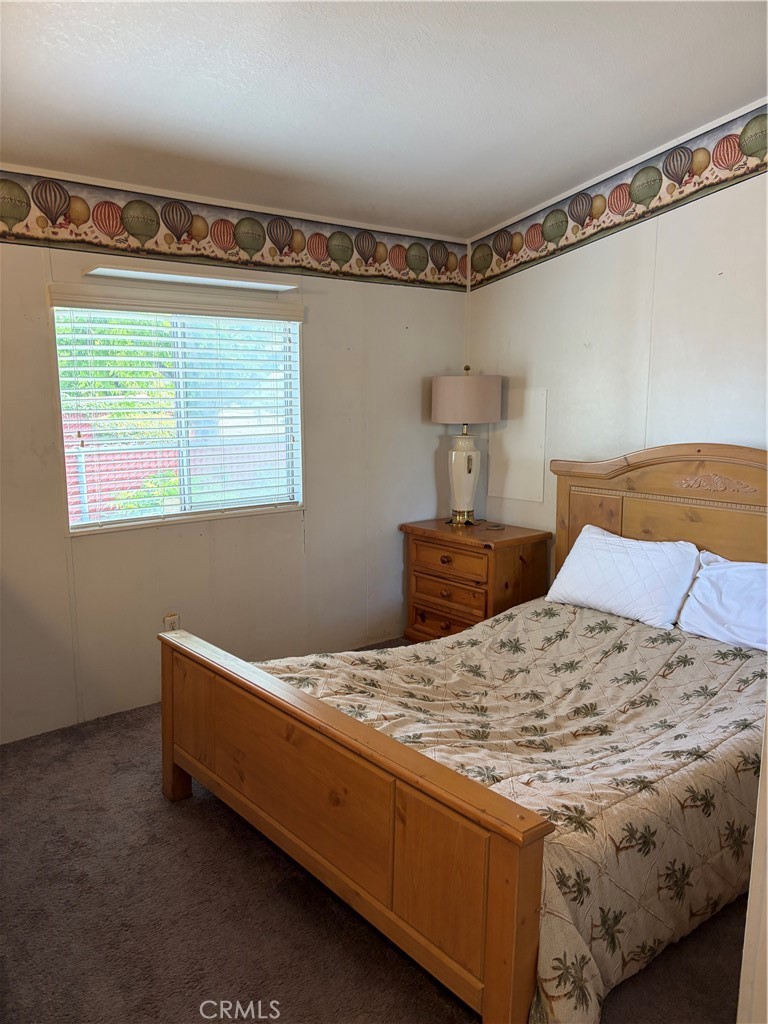 7051 Ellis 10