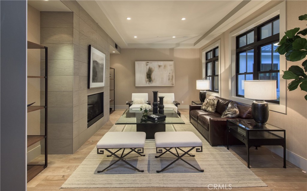 4701 Balboa