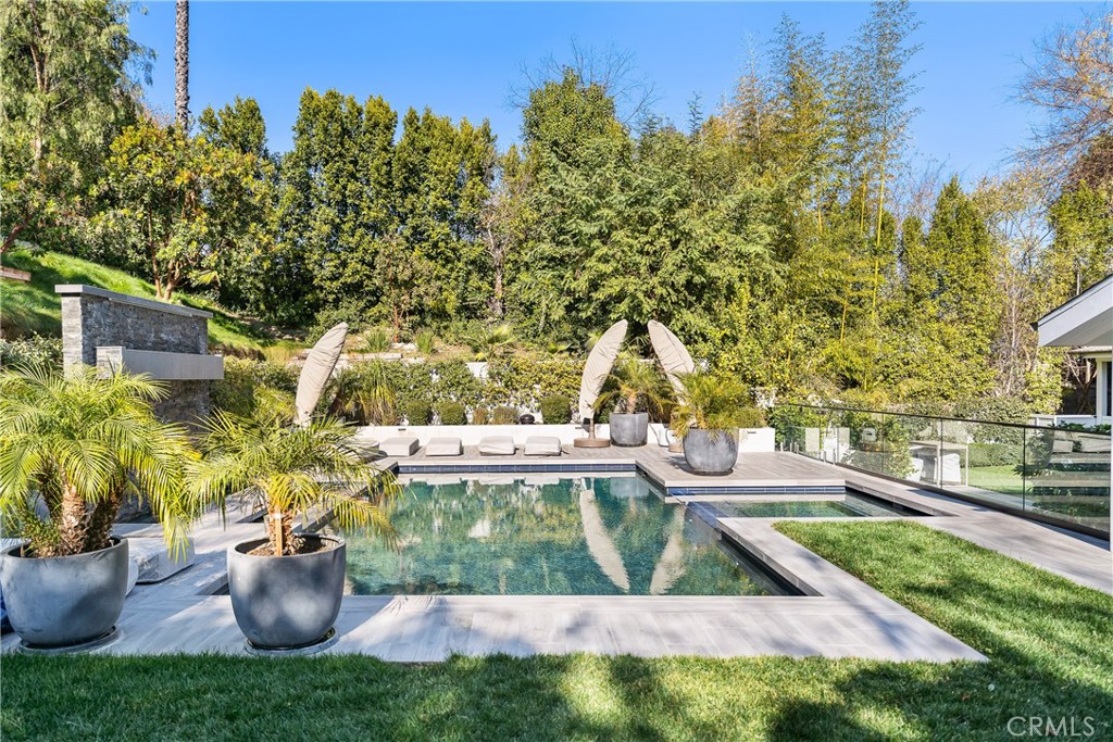 4701 Balboa
