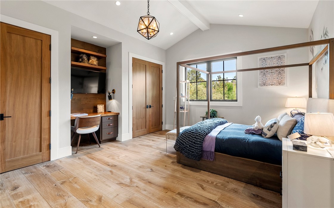 4701 Balboa