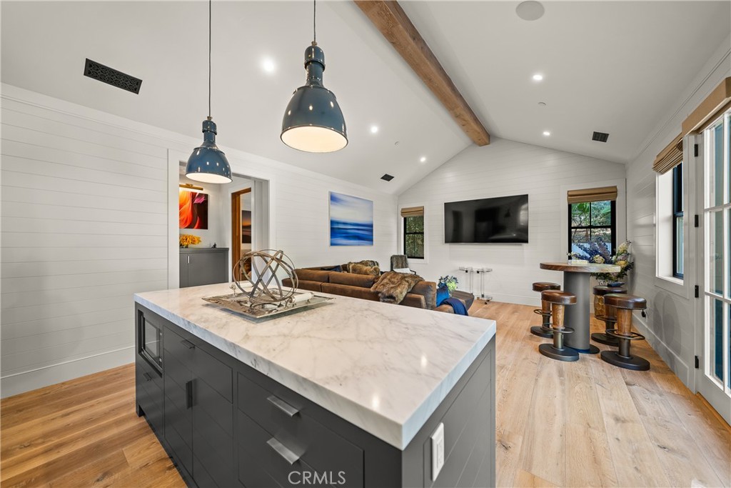 4701 Balboa