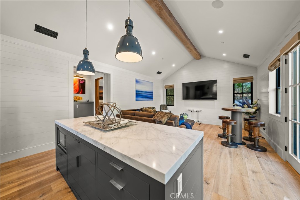 4701 Balboa