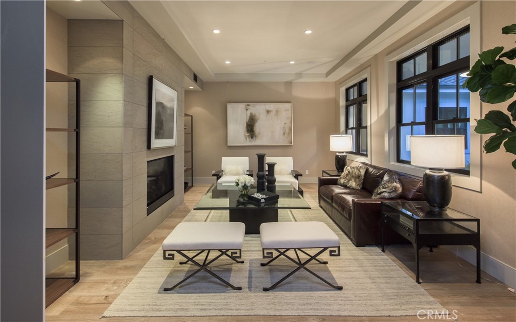 4701 Balboa