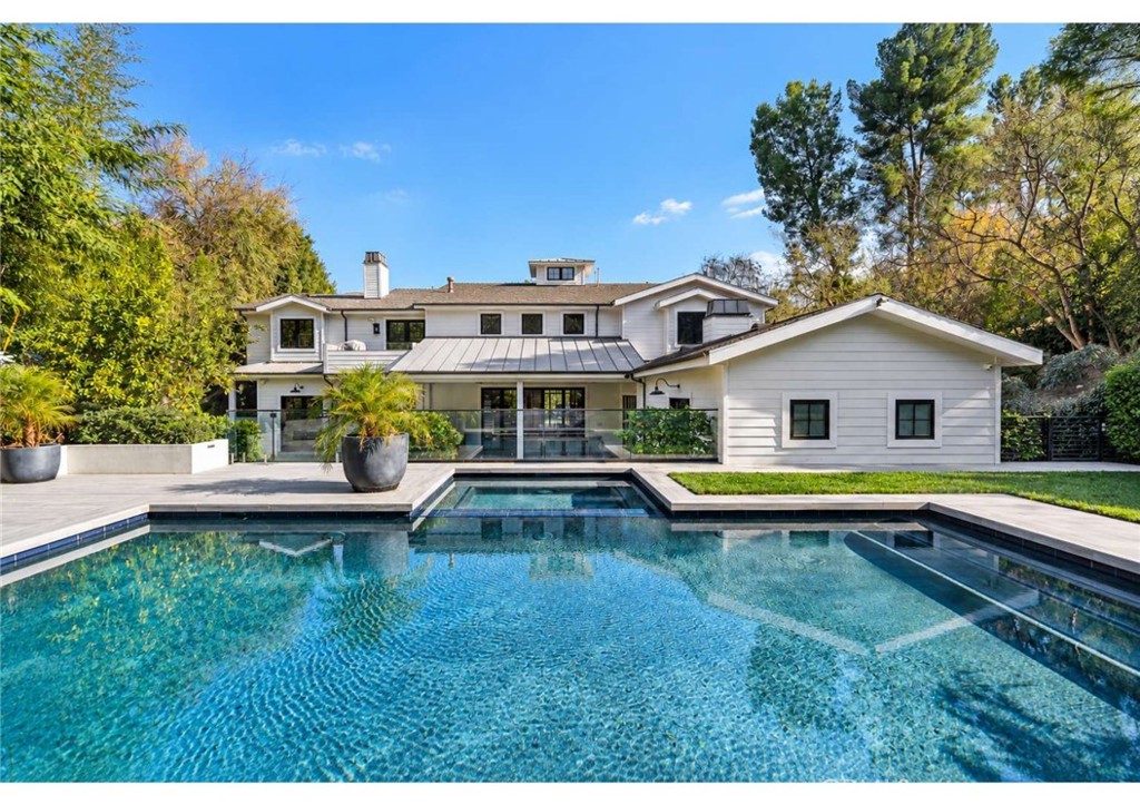 4701 Balboa